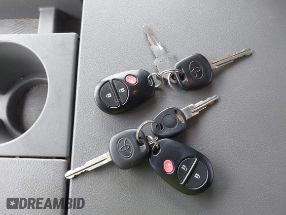 2012 Toyota Tundra с VIN 5TFUM5F17CX036041, выставлен на аукционе IAAI как лот 41782453 с пробегом 183 839 миль миль и . История ставок и продаж доступна на DreamBid. Изображение 11.