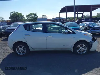 2012 Nissan LEAF SL with VIN JN1AZ0CP7CT024532, listed as a IAAI auction lot 41570127 with 1 mi miles. Bid and sale history available at carsss.com. Image 13.
