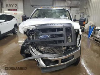 2010 Ford F-250 XL z VIN 1FTSW2B58AEB12691, wystawiony jako Copart lot #50149355 z przebiegiem 237 552 mil mil oraz Szkoda całkowita • Salvage title. Historia ofert i sprzedaży dostępna na DreamBid. Obrazek 5.
