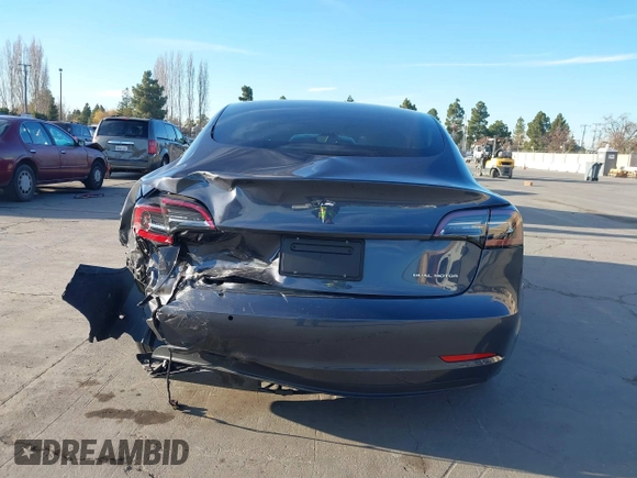 2022 Tesla Model 3 Long Range with VIN 5YJ3E1EB4NF293635, listed as a IAAI auction lot 41388234 with 28,396 mi miles and . Bid and sale history available at DreamBid. Image 17.