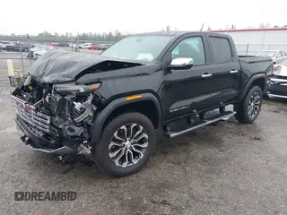 2024 GMC Canyon 4WD Denali with VIN 1GTP6FEK8R1133039, listed as a IAAI auction lot 41398204 with 7,735 mi miles and . Bid and sale history available at carsss.com. Image 19.