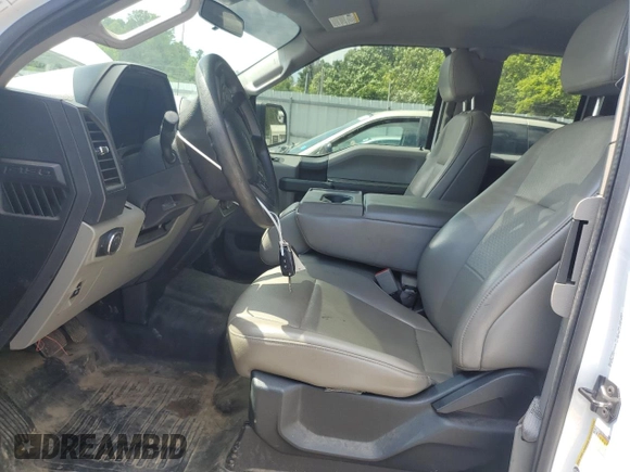 2020 Ford F-150 XL with VIN 1FTEX1E55LKD33749, listed as a Copart auction lot 61183845 with 120,277 mi miles and Salvage title. Bid and sale history available at DreamBid. Image 7.