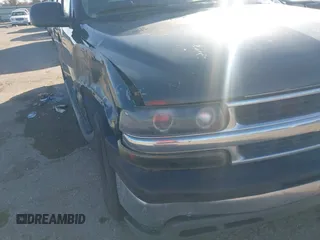 2004 Chevrolet Suburban LS with VIN 3GNEC16Z94G255974, listed as a IAAI auction lot 41439287 with 1 mi miles. Bid and sale history available at carsss.com. Image 12.