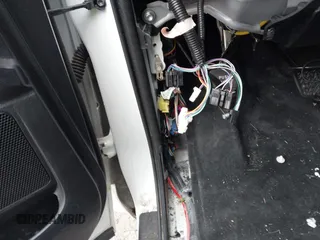 2019 Toyota Tundra SR5 z VIN 5TFHY5F17KX797348, wystawiony jako IAAI lot #41905558 z przebiegiem Nie podano mil oraz . Historia ofert i sprzedaży dostępna na DreamBid. Obrazek 17.