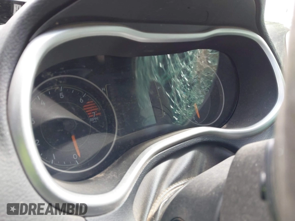 2018 Jeep Cherokee Latitude Plus с VIN 1C4PJMLB4JD602314, выставлен на аукционе IAAI как лот 41979566 с пробегом Не указан миль и . История ставок и продаж доступна на DreamBid. Изображение 7.