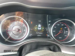 2020 Dodge Charger SXT z VIN 2C3CDXBGXLH100857, wystawiony jako Copart lot #55782515 z przebiegiem 105 046 mil mil oraz Szkoda całkowita • Salvage title. Historia ofert i sprzedaży dostępna na DreamBid. Obrazek 9.
