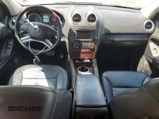2010 Mercedes-Benz M 350 z VIN 4JGBB8GB5AA573797, wystawiony jako Copart lot #58290885 z przebiegiem 149 675 mil mil oraz Czysty tytuł • Clean title. Historia ofert i sprzedaży dostępna na DreamBid. Obrazek 8.