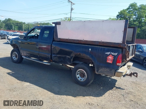 2003 Ford F-250 XL z VIN 3FTNX21L03MB41450, wystawiony jako IAAI lot #42512605 z przebiegiem 219 093 mil mil oraz . Historia ofert i sprzedaży dostępna na DreamBid. Obrazek 3.
