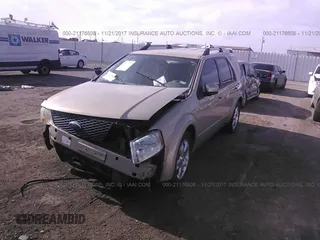 2007 Ford Freestyle Limited with VIN 1FMDK03137GA40649, listed as a IAAI auction lot 41178109 with 177,419 mi miles. Bid and sale history available at carsss.com. Image 2.