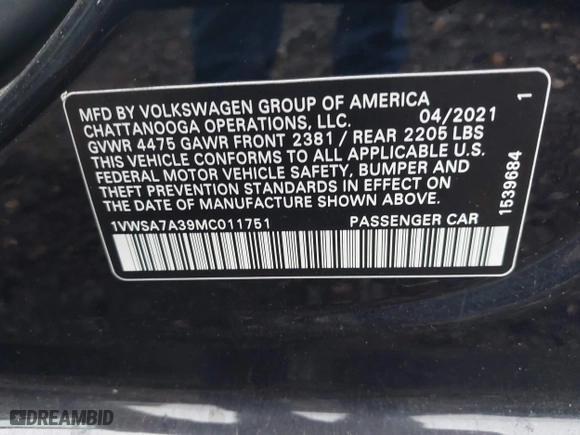 2021 Volkswagen Passat 2.0T SE with VIN 1VWSA7A39MC011751, listed as a IAAI auction lot 41485032 with 999,999 mi miles. Bid and sale history available at carsss.com. Image 9.