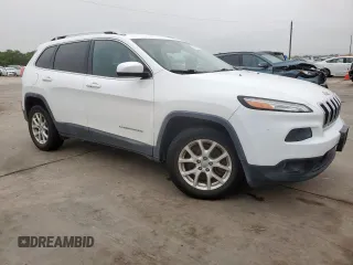 2015 Jeep Cherokee Latitude with VIN 1C4PJLCB8FW712725, listed as a Copart auction lot 55433225 with 85,321 mi miles and Clean Title. Bid and sale history available at carsss.com. Image 4.