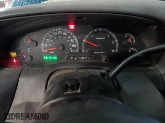 2000 Ford F-150 XL with VIN 1FTRX18L1YKA16800, listed as a Copart auction lot 47552415 with 261,812 mi miles and Clean Title. Bid and sale history available at carsss.com. Image 9.
