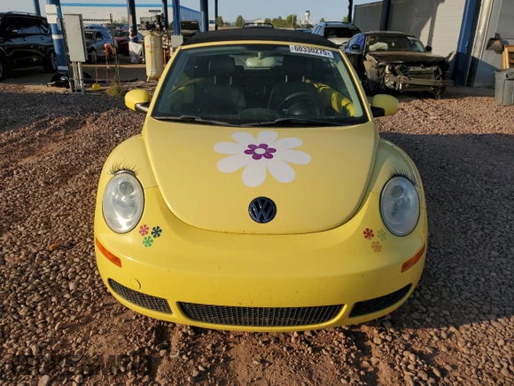 2007 Volkswagen Beetle with VIN 3VWRF31Y87M413641, listed as a Copart auction lot 60330275 with 69,562 mi miles and Salvage title. Bid and sale history available at DreamBid. Image 5.