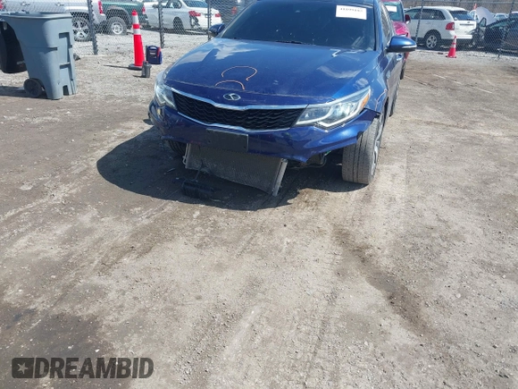 2019 Kia Optima LX with VIN 5XXGT4L30KG283410, listed as a IAAI auction lot 41899185 with 100,189 mi miles and . Bid and sale history available at carsss.com. Image 6.
