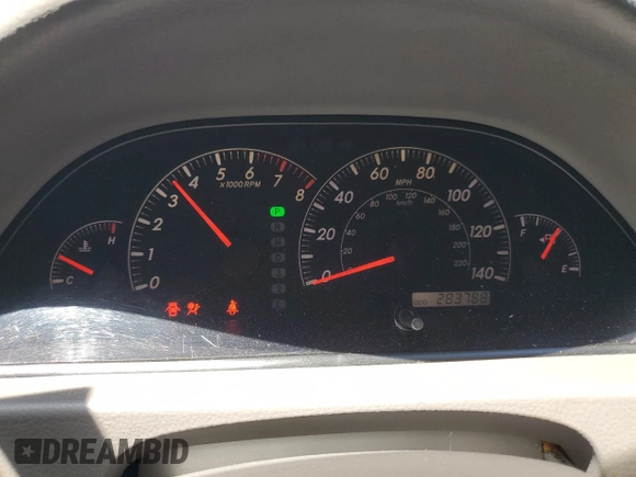 2005 Toyota Camry STD z VIN 4T1BE32K05U406365, wystawiony jako Copart lot #58035155 z przebiegiem 283 788 mil mil oraz Czysty tytuł • Clean title. Historia ofert i sprzedaży dostępna na DreamBid. Obrazek 9.