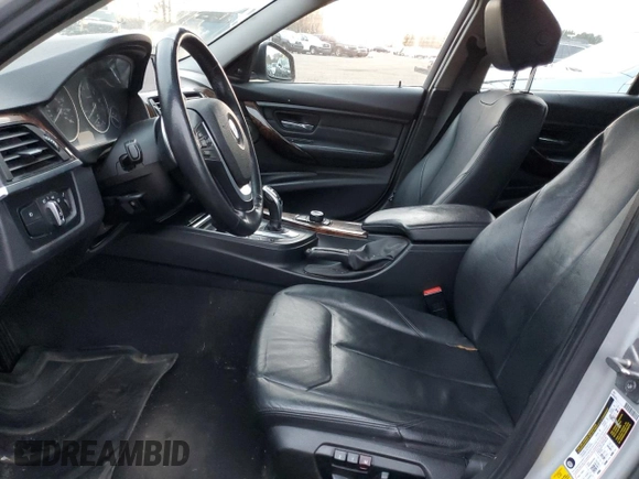 2014 BMW 3 Series 328i xDrive with VIN WBA3G7C5XEKN37332, listed as a Copart auction lot 83823084 with Not Provided miles and Clean Title. Bid and sale history available at carsss.com. Image 7.