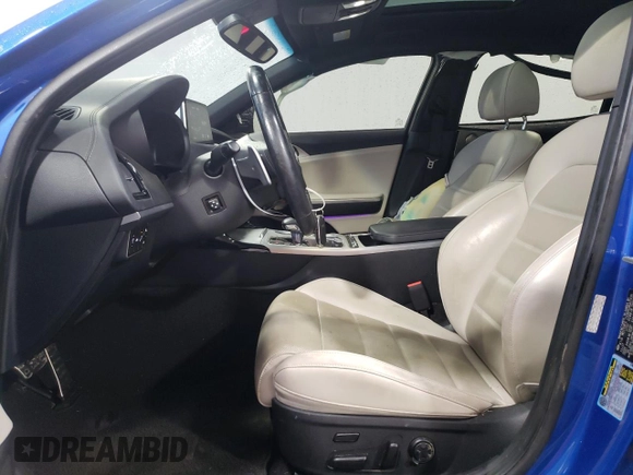 2018 Kia Stinger GT2 with VIN KNAE55LC0J6015877, listed as a Copart auction lot 84607304 with 56,230 mi miles and Salvage Title. Bid and sale history available at DreamBid. Image 7.
