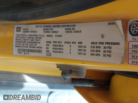 2006 Hummer H3 with VIN 5GTDN136368324362, listed as a IAAI auction lot 41582001 with 111,146 mi miles. Bid and sale history available at carsss.com. Image 9.