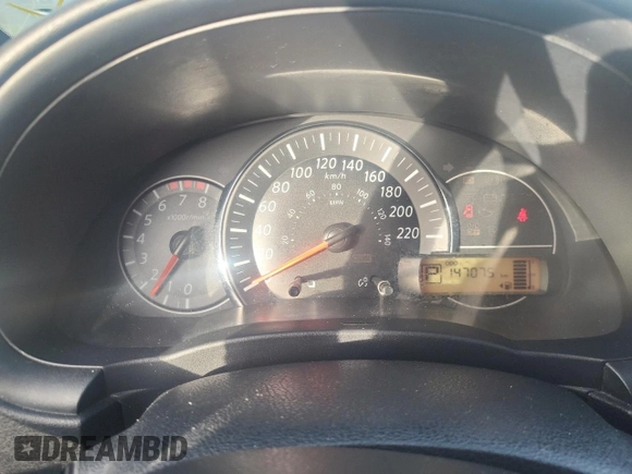 2015 Nissan Micra S z VIN 3N1CK3CP5FL231105, wystawiony jako Copart lot #80742104 z przebiegiem 147 075 mil mil oraz Szkoda całkowita • Salvage title. Historia ofert i sprzedaży dostępna na DreamBid. Obrazek 9.