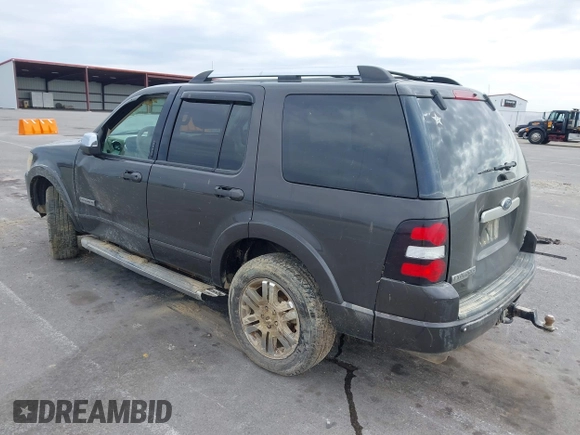 2006 Ford Explorer Limited with VIN 1FMEU75826ZA14239, listed as a IAAI auction lot 41705233 with 290,627 mi miles and . Bid and sale history available at DreamBid. Image 3.
