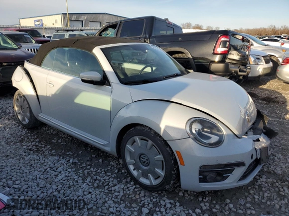 2018 Volkswagen Beetle S with VIN 3VW5DAAT7JM506557, listed as a Copart auction lot 84736194 with 34,930 mi miles and Salvage title. Bid and sale history available at DreamBid. Image 4.