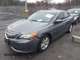 2013 Acura ILX Hybrid Tech Pkg with VIN 19VDE3F75DE300518, listed as a IAAI auction lot 41951546 with 149,618 mi miles. Bid and sale history available at carsss.com. Image 19.