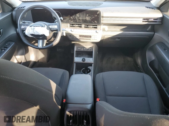 2025 Hyundai Kona SEL Convenience with VIN KM8HCCAB3SU217271, listed as a Copart auction lot 42776735 with 6,135 mi miles and Salvage Title. Bid and sale history available at DreamBid. Image 8.