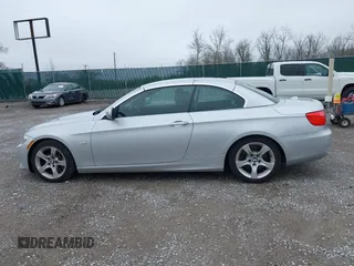 2011 BMW 3 Series 335i with VIN WBADX7C52BE581856, listed as a IAAI auction lot 41911781 with 130,606 mi miles and . Bid and sale history available at DreamBid. Image 14.