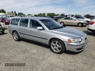 2004 Volvo V70 с VIN YV1SJ52Y142408677, выставлен на аукционе Copart как лот 52483735 с пробегом 187 532 миль миль и Чистый • Clean title. История ставок и продаж доступна на DreamBid. Изображение 4.
