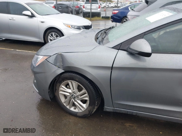 2019 Hyundai Elantra Preferred with VIN KMHD84LF5KU749255, listed as a IAAI auction lot 41712929 with 58,579 mi miles. Bid and sale history available at carsss.com. Image 18.