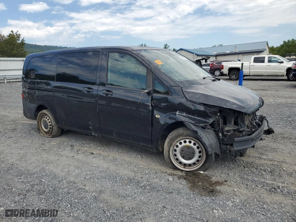2018 Mercedes-Benz Metris Passenger Van with VIN WD4PG2EEXJ3500442, listed as a Copart auction lot 69496814 with 55,673 mi miles and Salvage Title. Bid and sale history available at carsss.com. Image 4.