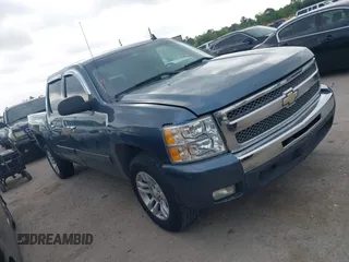 2011 Chevrolet Silverado 1500 LT with VIN 3GCPCSE02BG349749, listed as a IAAI auction lot 42154426 with 184,815 mi miles and . Bid and sale history available at DreamBid. Image 1.