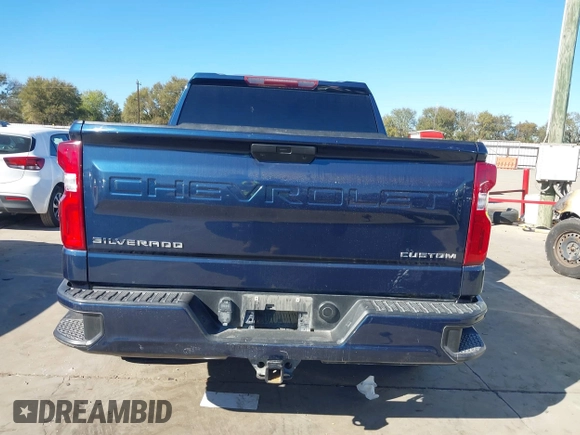2020 Chevrolet Silverado 1500 Custom with VIN 3GCPWBEK3LG362634, listed as a IAAI auction lot 40904850 with 145,441 mi miles. Bid and sale history available at carsss.com. Image 17.