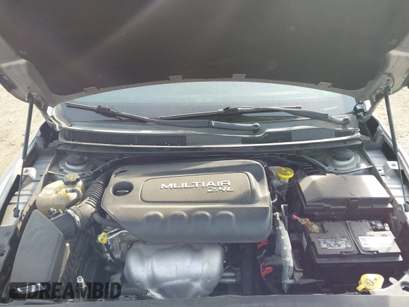 2015 Chrysler 200 C with VIN 1C3CCCCB2FN739826, listed as a IAAI auction lot 42080383 with 152,360 mi miles and . Bid and sale history available at DreamBid. Image 10.
