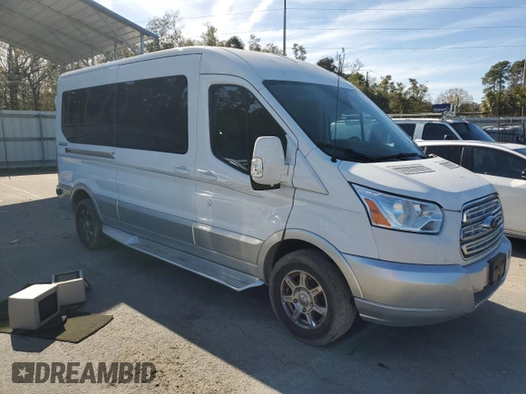 2017 Ford Transit z VIN 1FTYR2CG6HKA69191, wystawiony jako Copart lot #89069345 z przebiegiem 30 038 mil mil oraz Szkoda całkowita • Salvage title. Historia ofert i sprzedaży dostępna na DreamBid. Obrazek 4.