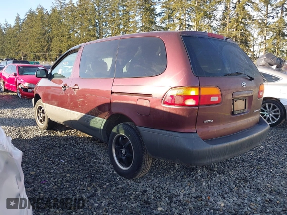 1999 Toyota Sienna CE with VIN 4T3ZF19C0XU151077, listed as a IAAI auction lot 41692028 with 1 mi miles. Bid and sale history available at carsss.com. Image 3.