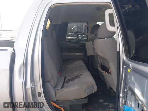 2012 Toyota Tundra 4WD Truck SR with VIN 5TFCW5F19CX012832, listed as a IAAI auction lot 41726453 with 232,078 mi miles. Bid and sale history available at carsss.com. Image 8.