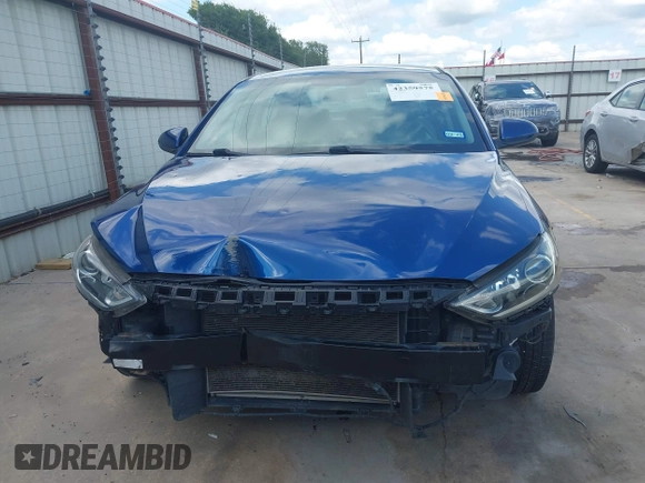 2017 Hyundai Elantra SE z VIN 5NPD74LF6HH180684, wystawiony jako IAAI lot #42359575 z przebiegiem 68 339 mil mil oraz . Historia ofert i sprzedaży dostępna na DreamBid. Obrazek 13.