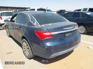 2014 Chrysler 200 Touring with VIN 1C3CCBBB5EN192660, listed as a IAAI auction lot 42137549 with 152,047 mi miles. Bid and sale history available at carsss.com. Image 3.