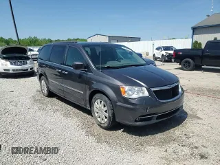 2015 Chrysler Town & Country Touring with VIN 2C4RC1BG1FR664952, listed as a Copart auction lot 53633175 with 161,020 mi miles and Salvage Title. Bid and sale history available at DreamBid. Image 14.
