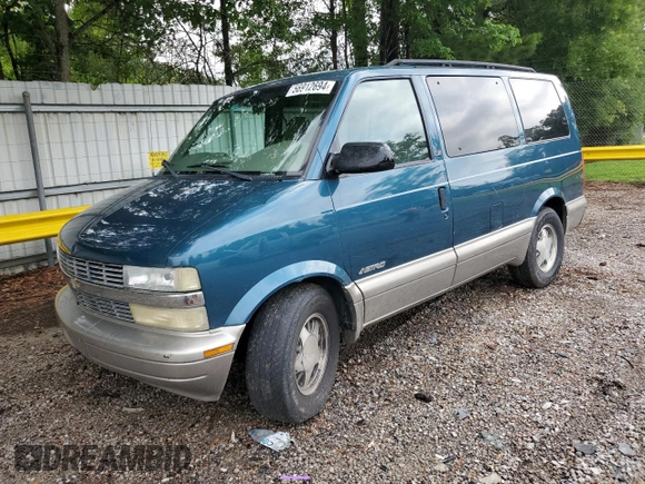 2002 Chevrolet Astro with VIN 1GNDM19X02B110895, listed as a Copart auction lot 70704784 with 176,736 mi miles and Salvage Title. Bid and sale history available at carsss.com. Image 1.