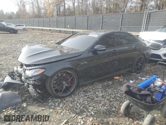 2019 Mercedes-Benz E 63 S AMG with VIN WDDZF8KBXKA552790, listed as a Copart auction lot 82524134 with 73,830 mi miles and Salvage Title. Bid and sale history available at DreamBid. Image 1.
