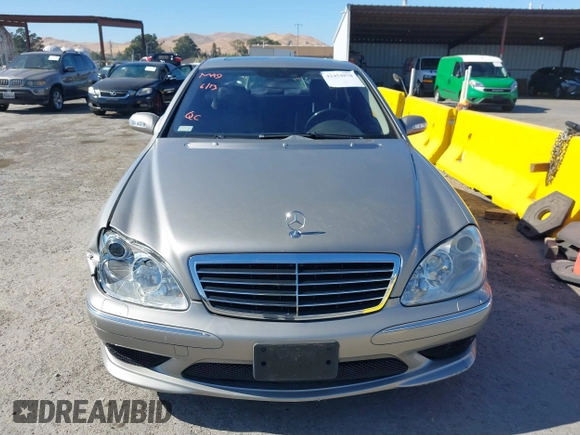 2006 Mercedes-Benz S 500 z VIN WDBNG75J56A469310, wystawiony jako IAAI lot #42454878 z przebiegiem 79 395 mil mil oraz . Historia ofert i sprzedaży dostępna na DreamBid. Obrazek 12.