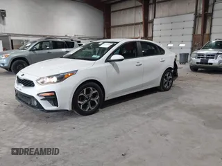 2020 Kia Forte LXS z VIN 3KPF24AD0LE255174, wystawiony jako IAAI lot #42273738 z przebiegiem 72 237 mil mil oraz . Historia ofert i sprzedaży dostępna na DreamBid. Obrazek 19.