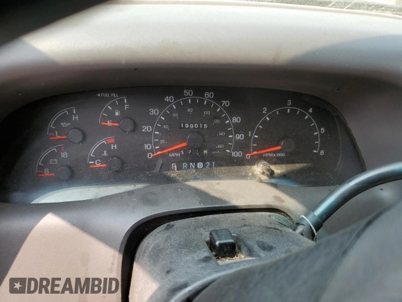2000 Ford F-250 XL с VIN 1FTNX21L7YEC94100, выставлен на аукционе Copart как лот 58923025 с пробегом 199 015 миль миль и Списание • Salvage title. История ставок и продаж доступна на DreamBid. Изображение 9.