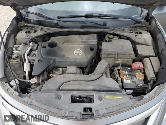 2015 Nissan Altima S with VIN 1N4AL3AP2FC183374, listed as a Copart auction lot 55767535 with 310,512 mi miles and Clean Title. Bid and sale history available at DreamBid. Image 11.
