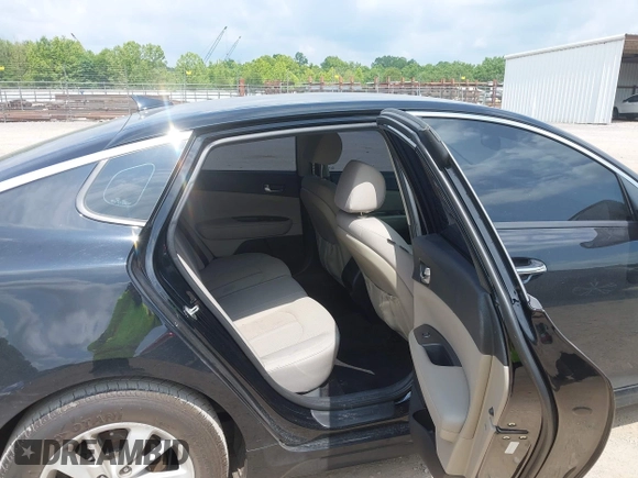 2018 Kia Optima LX with VIN 5XXGT4L35JG239062, listed as a IAAI auction lot 42457308 with 137,280 mi miles and . Bid and sale history available at DreamBid. Image 8.