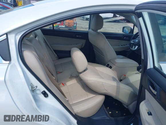 2015 Subaru Legacy 2.5i Limited with VIN 4S3BNAL65F3007047, listed as a IAAI auction lot 41903660 with 170,427 mi miles. Bid and sale history available at carsss.com. Image 8.