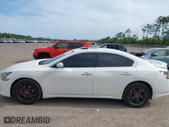 2014 Nissan Maxima SV z VIN 1N4AA5AP3EC466222, wystawiony jako IAAI lot #42176683 z przebiegiem 135 575 mil mil oraz . Historia ofert i sprzedaży dostępna na DreamBid. Obrazek 14.