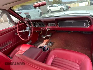 1966 Ford Mustang z VIN 6R07A196382, wystawiony jako Copart lot #49233695 z przebiegiem 23 927 mil mil oraz Nie do naprawy. Historia ofert i sprzedaży dostępna na DreamBid. Obrazek 7.